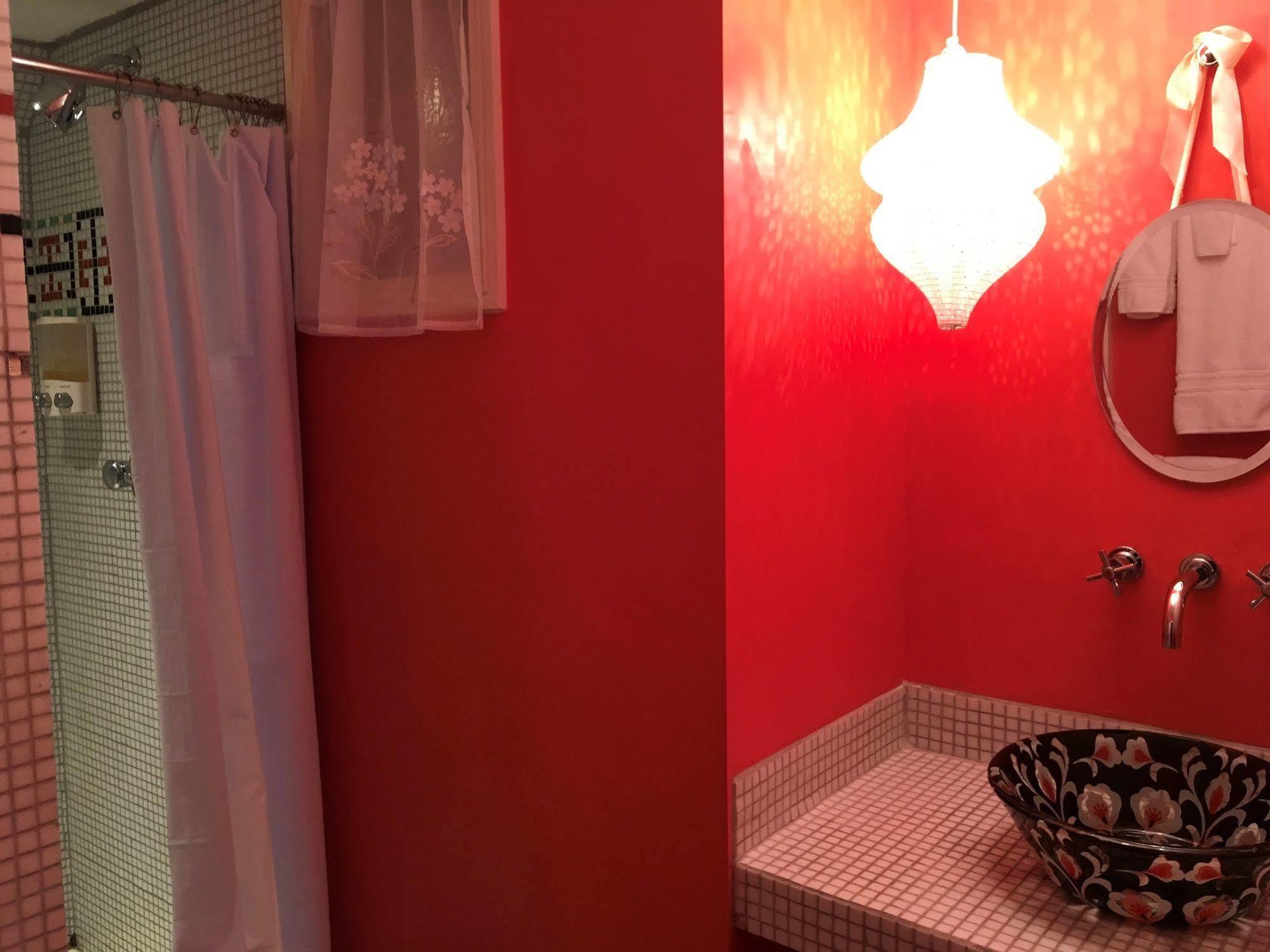 Bristol Dreamhouse Country Inn المظهر الخارجي الصورة