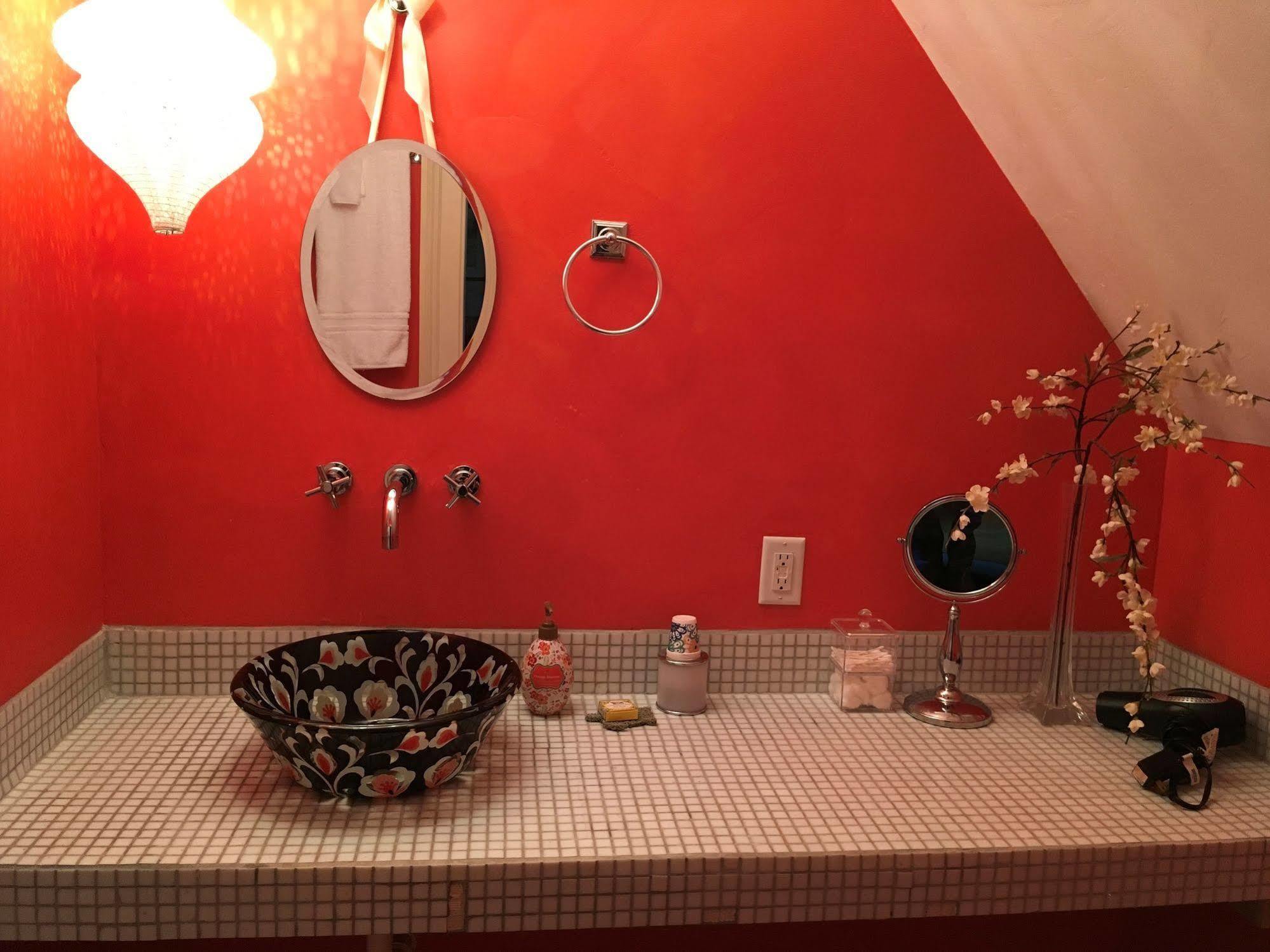 Bristol Dreamhouse Country Inn المظهر الخارجي الصورة